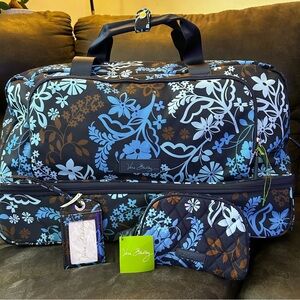 NWT Vera Bradley Java Floral Roller Wheeled Bag 21” Luggage Tag & Cosmetic Pouch